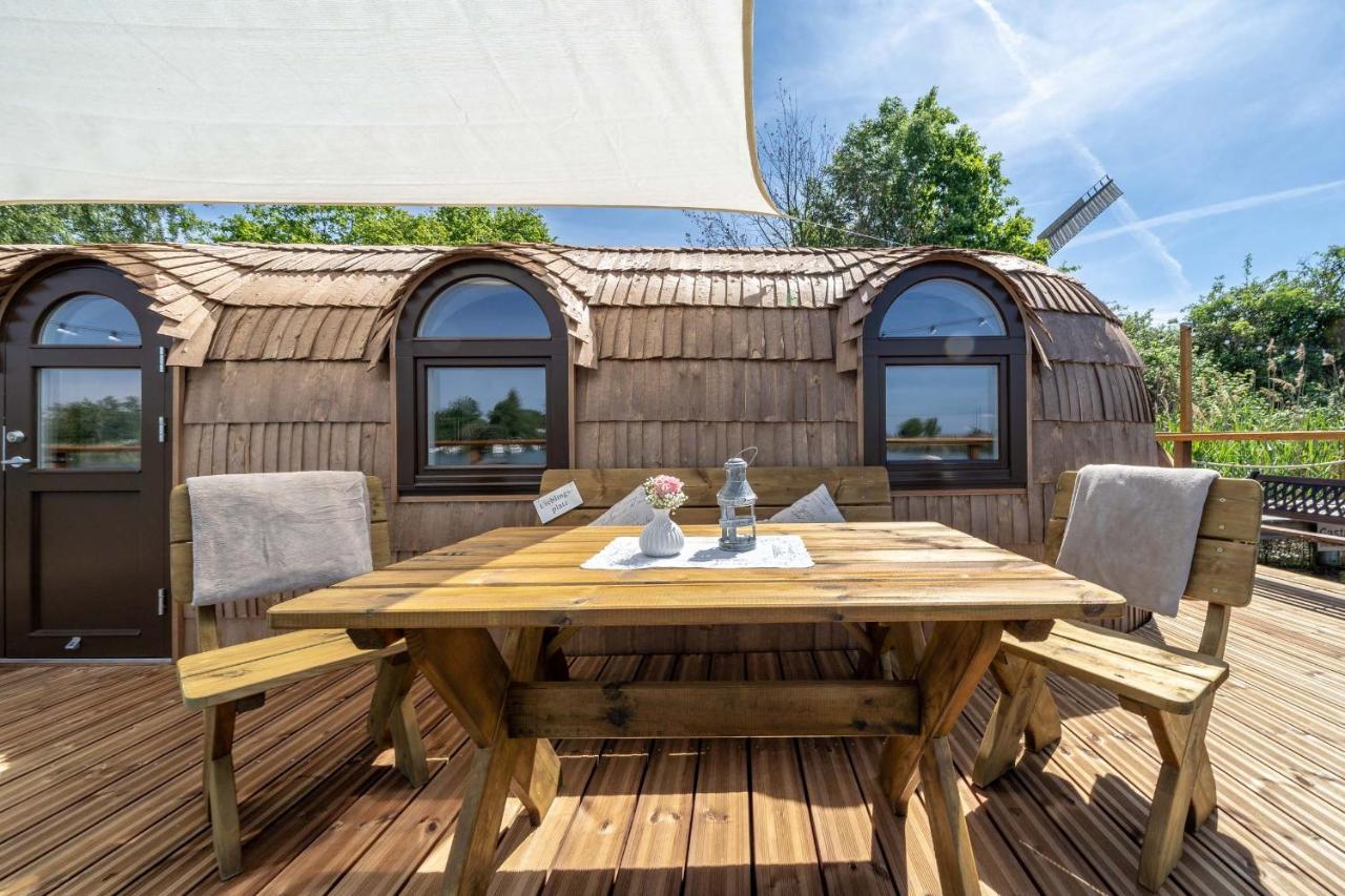 Lieblingsplatz Parey - Schwimmendes Iglu Hotel Екстериор снимка